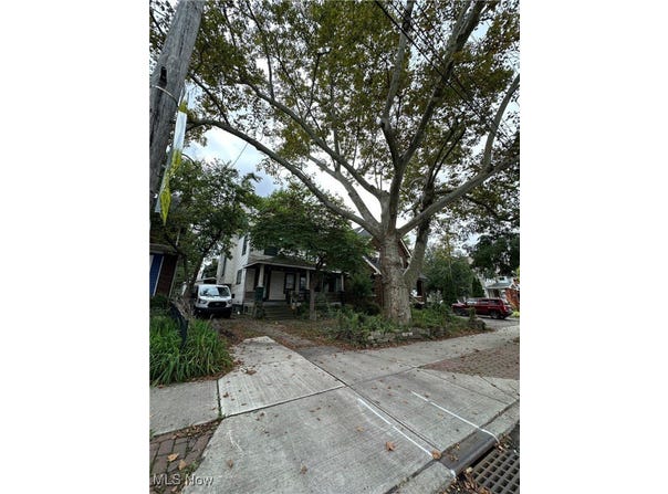 12406 Larchmere Boulevard, Cleveland, OH 44120