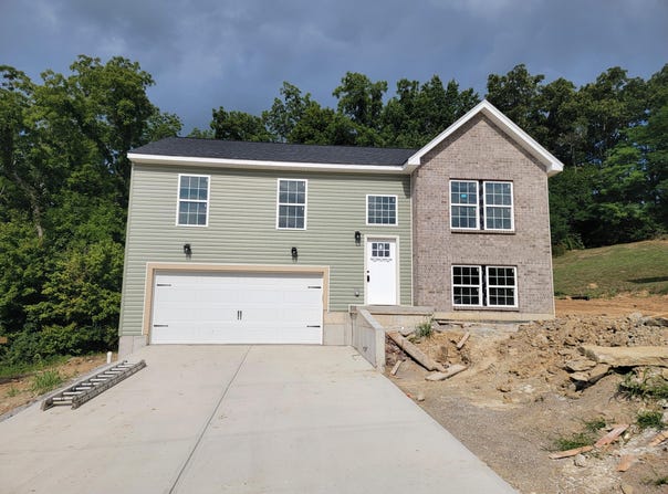 458 Eagle Creek Drive, Dry Ridge, KY 41035