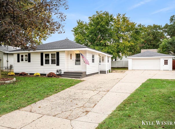 3824 Milan Avenue SW, Wyoming, MI 49509