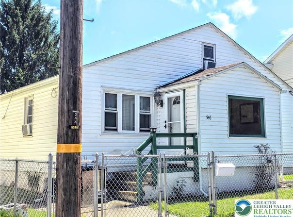 546 W MAIN Street, Weatherly Boro, PA 18255