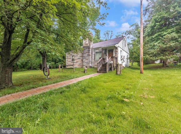 8915 56TH AVENUE, BERWYN HEIGHTS, MD 20740