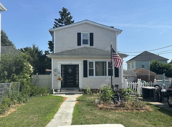 76 Capitol, New Bedford, MA 02744