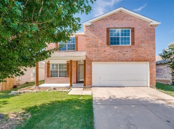 8904 Sagebrush Trail, Cross Roads, TX 76227