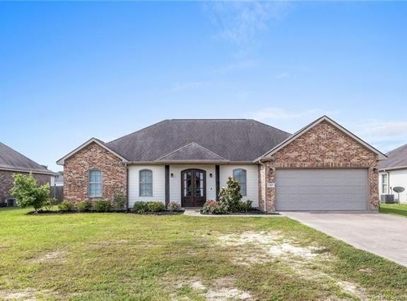 1463 Trisha Court, Lake Charles, LA 70611