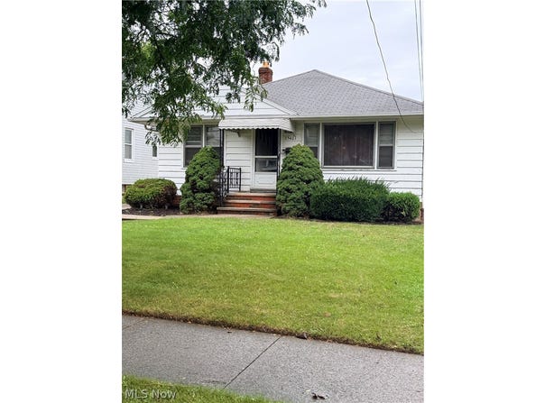 15401 Ramage Avenue, Maple Heights, OH 44137