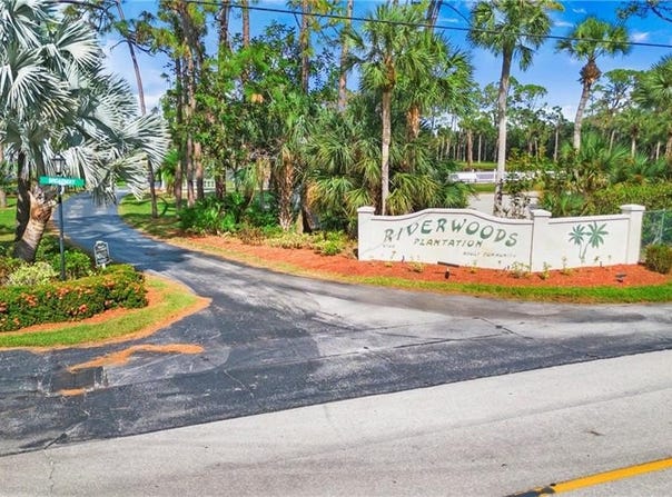 4550 Split Log, ESTERO, FL 33928