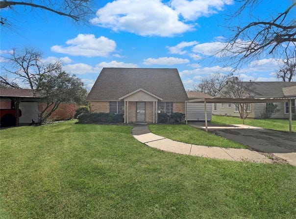 2301 Berkley Street, Brownwood, TX 76801