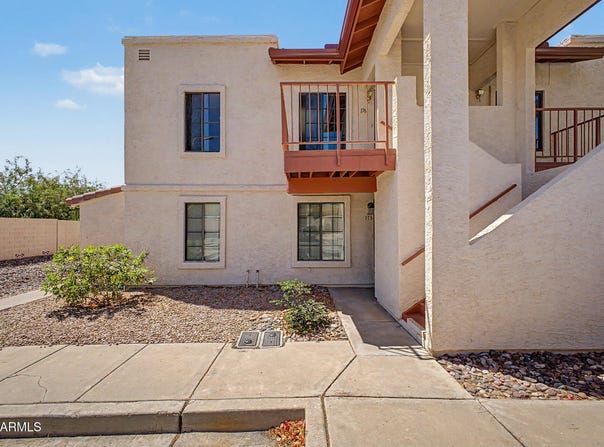 455 S DELAWARE Drive, Apache Junction, AZ 85120
