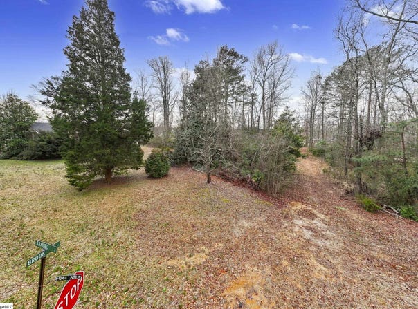 52 Brook Street, Honea Path, SC 29654