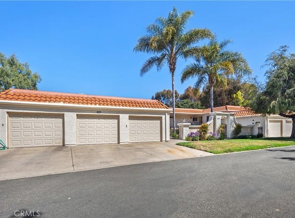 5472 Paseo Del Lago E, Laguna Woods, CA 92637