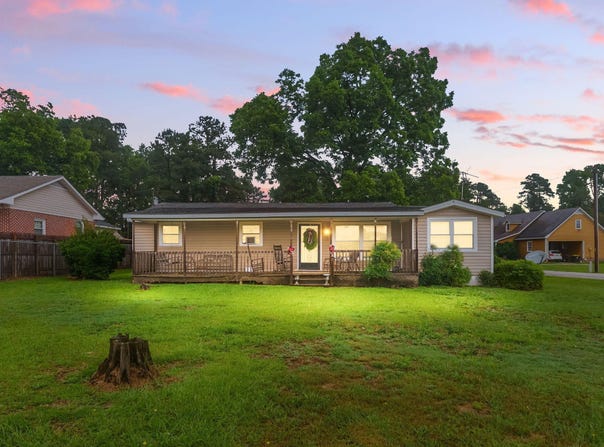 480 Five Bridge Road, Clinton, NC 28328
