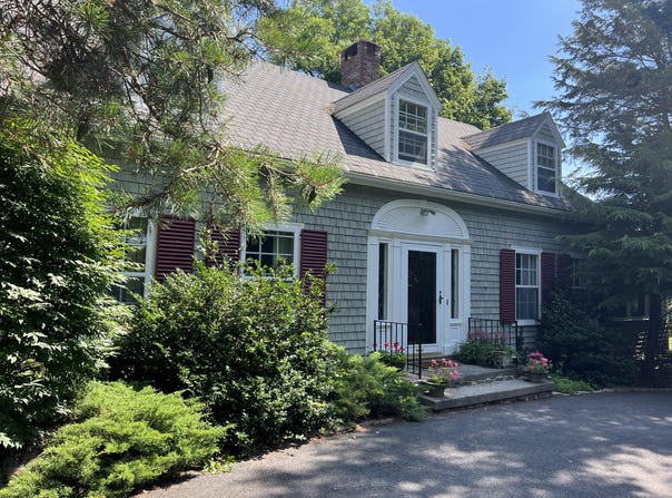 2 Lookout Point Road, Bar Harbor, ME 04609