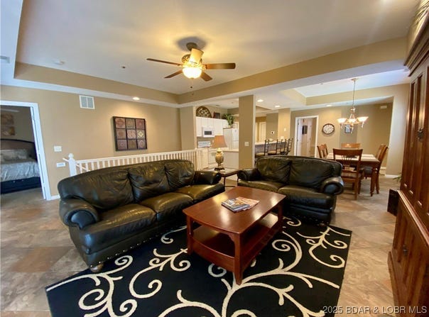 392 Palisades Condo Drive W, Lake Ozark, MO 65049