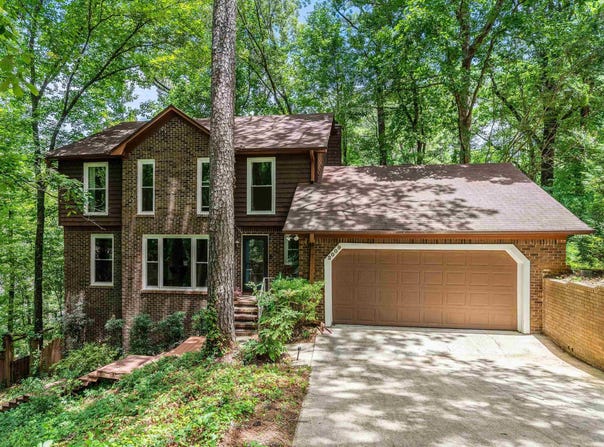 2009 CROSSVINE ROAD, HOOVER, AL 35244