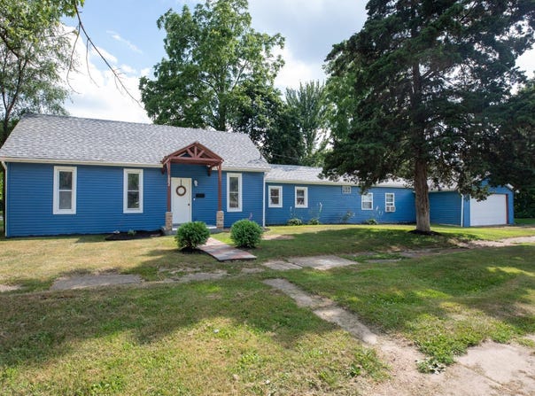 1002 Elm Street, Rochester, IN 46975