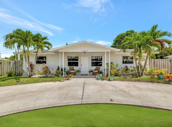1894 SE Lafayette Street, Stuart, FL 34997