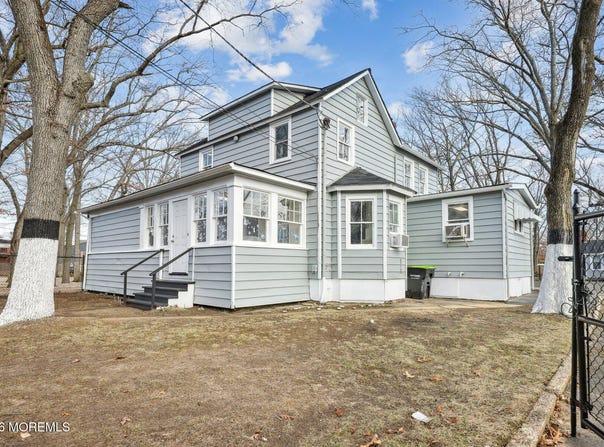 110 Charles Street, Old Bridge, NJ 08857