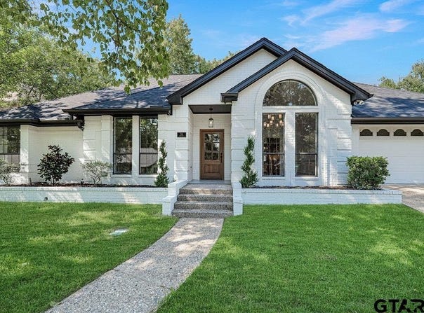 701 Kingswood Dr., Tyler, TX 75703