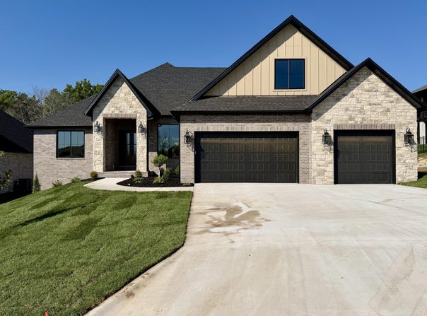 267 S Cherry Court, Springfield, MO 65802