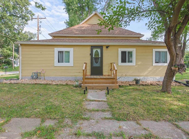 113 S DEAN Street, Royalton, IL 62983