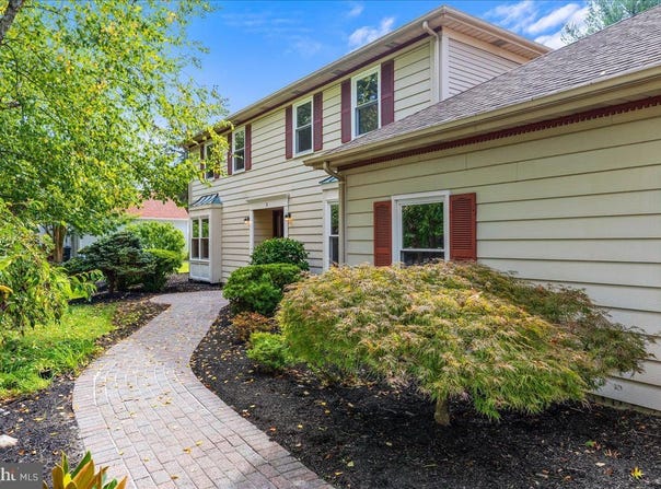 3 CARTWRIGHT Drive W, PRINCETON JUNCTION, NJ 08550
