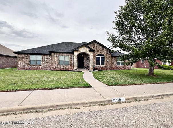 5910 110th Street, Lubbock, TX 79424