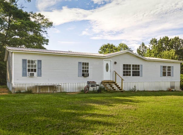 103 Water Valley, Foxworth, MS 39483