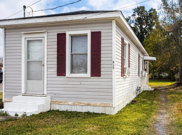 915 Center Street, New Iberia, LA 70560