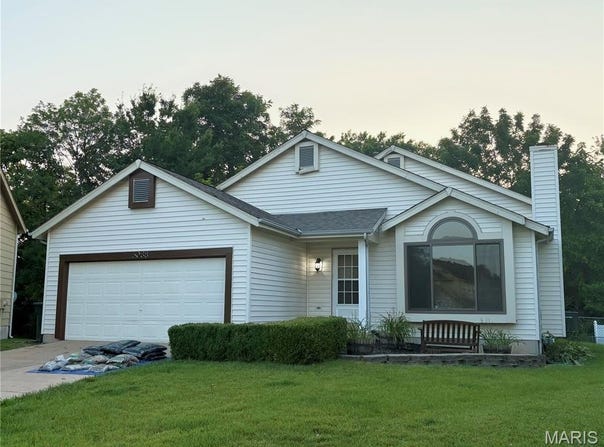 5088 Danielle Drive, St Charles, MO 63304