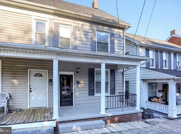 327 1ST AVENUE, RED LION, PA 17356