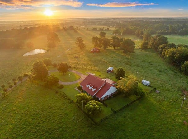 802 N Denison Road, Idabel, OK 74745