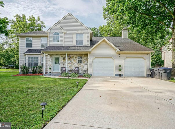 12 JOEL COURT, LINDENWOLD, NJ 08021