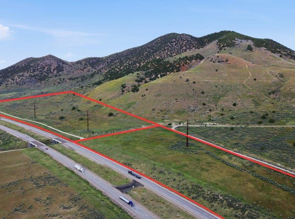 2 Mile Canyon Rd, Malad City, ID 83252