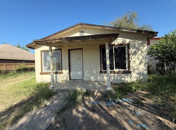 3133 Tina Drive, Eagle Pass, TX 78852