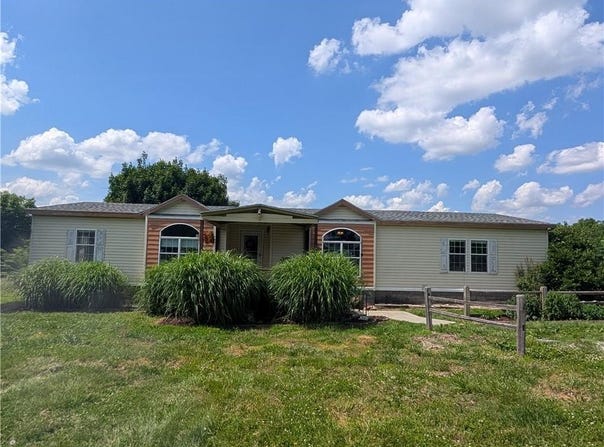11005 Highway J, Nelson, MO 65347