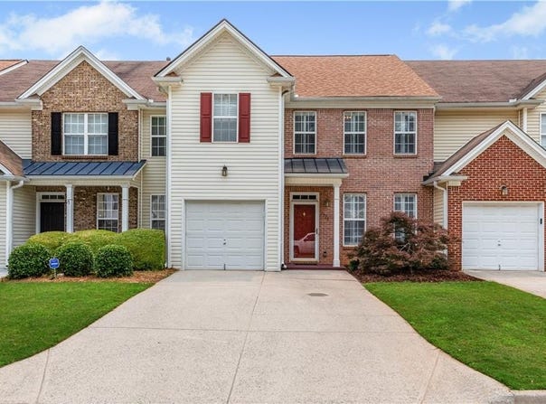 2924 Greyhawk Lane, Cumming, GA 30040
