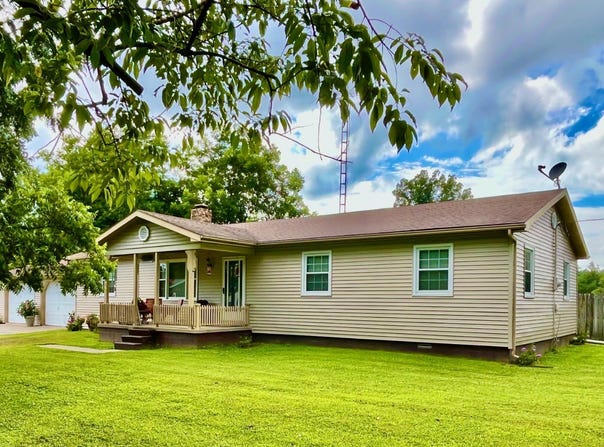 489 Gallatin St., New Haven, IL 62867