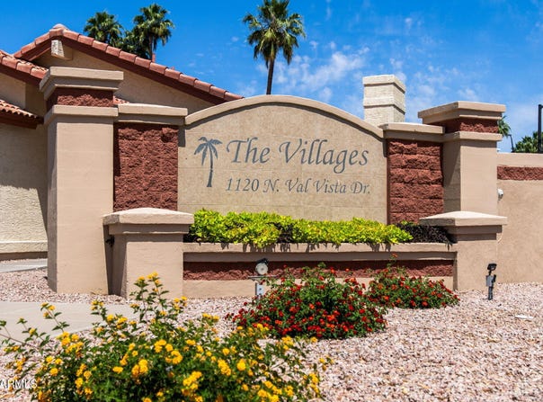 1120 N VAL VISTA Drive, Gilbert, AZ 85234
