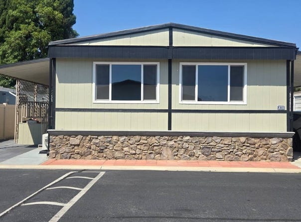 3825 Crestmore rd, Riverside, CA 92509
