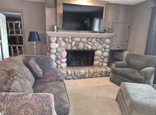 4633 N Crossover Drive, Bellaire, MI 49615