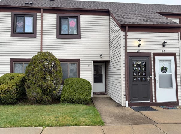 99 Whistler Court, Middle Island, NY 11953