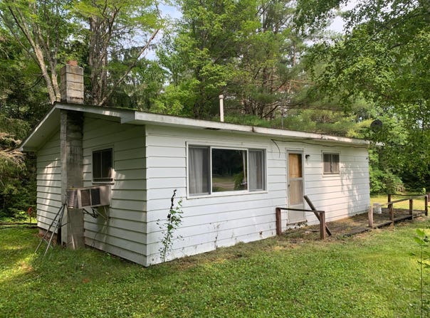 421n HWY 182, Park Falls, WI 54552