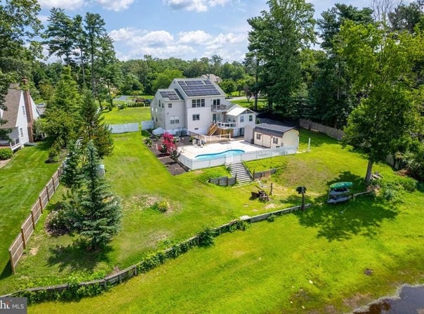 17 LAKE CENTERTON DRIVE, PITTSGROVE, NJ 08318