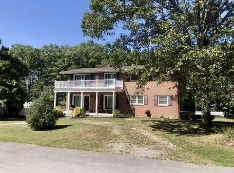 1333 Grace Ave, Clifton Forge, VA 24422
