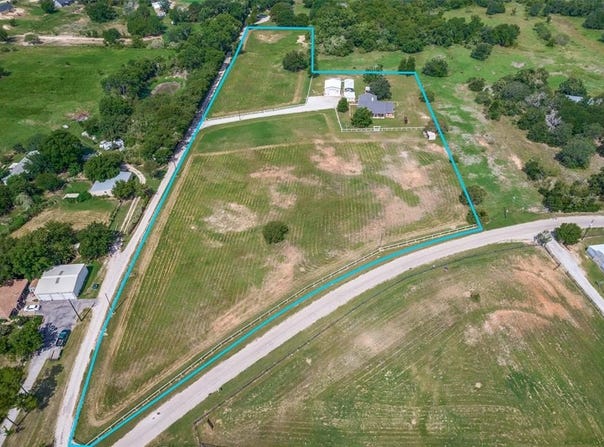 2400 Springfield Road, Springtown, TX 76082