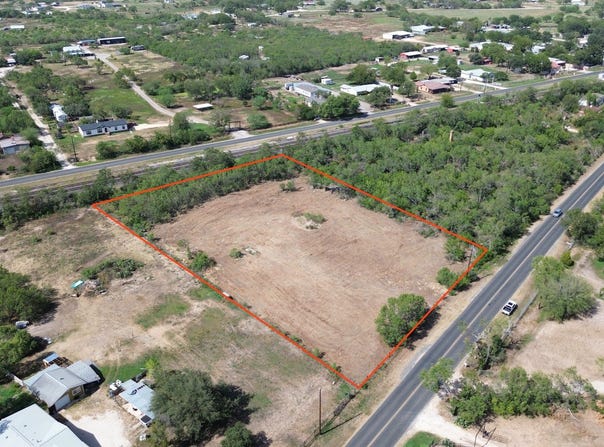 12323 PEARSALL RD, Atascosa, TX 78002