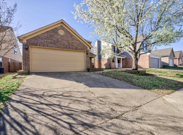 12065 HIDDEN, Arlington, TN 38002