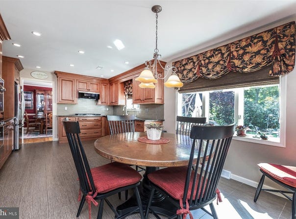 2965 WYNNEWOOD DRIVE, VINELAND, NJ 08361