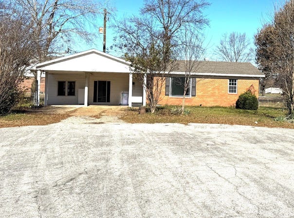 704  Circle Dr., Walnut Ridge, AR 72476