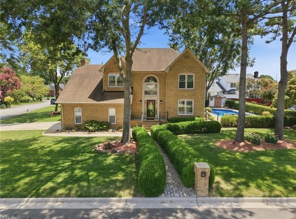 608 Archer Court, Chesapeake, VA 23322